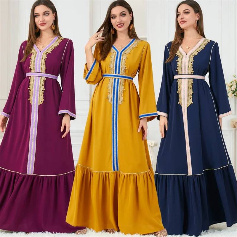 Abayas For Women Dubai 2022 Embroidery Belted Kaftans Elegant V-Neck Long Sleeve Pleated Patchwork Robe Autumn