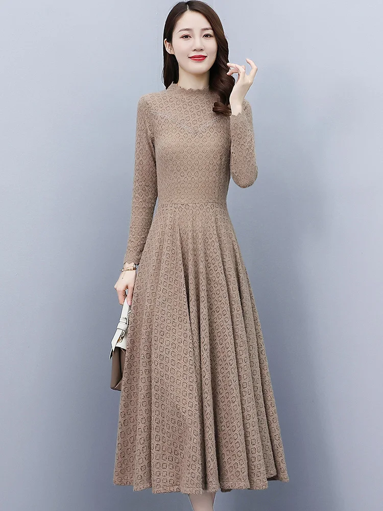 Черное кружевное утолщенное базовое платье на флисовой подкладке новинка 2024