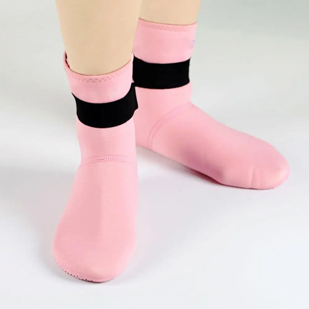 

Носки для подводного плавания, неопреновые Нескользящие теплые, для мужчин и женщин, 3 мм, с принтом кораллов, для пляжа, Сноркелинга, для зим...