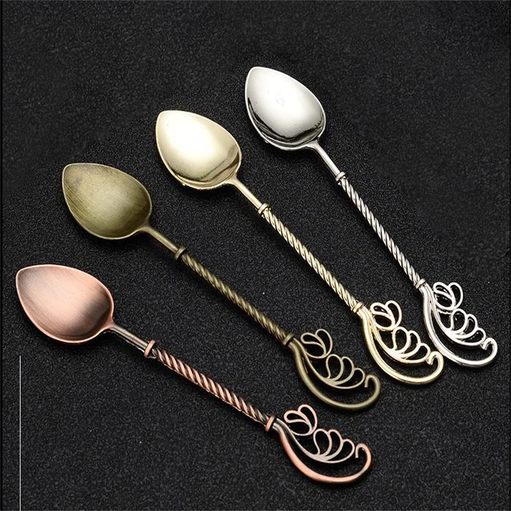 

Kitchen Accessories Dessert Fork Elegant Coffee Spoon Polishing Classical Spoon Antique Flower Carving Pattern Small Spoon Retro