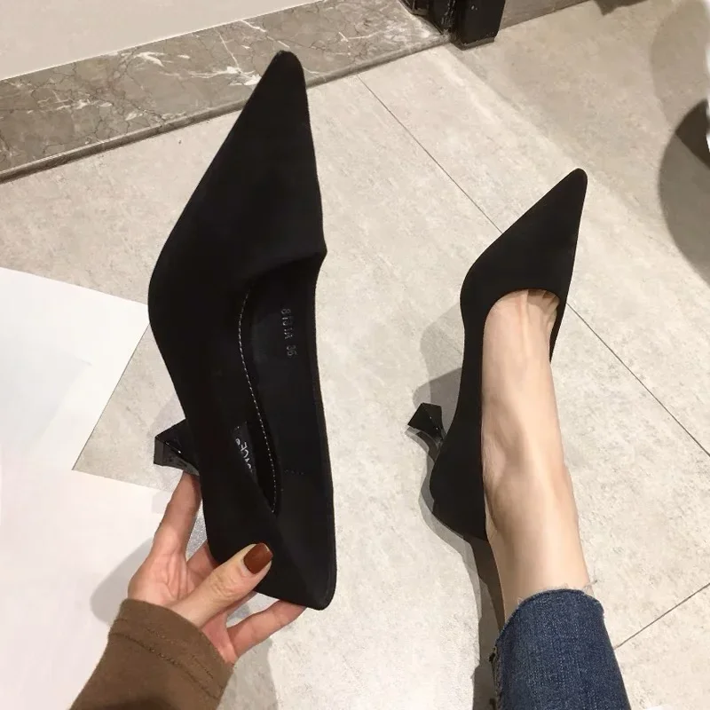 Женские туфли-лодочки с леопардовым принтом заостренный носок без застежки