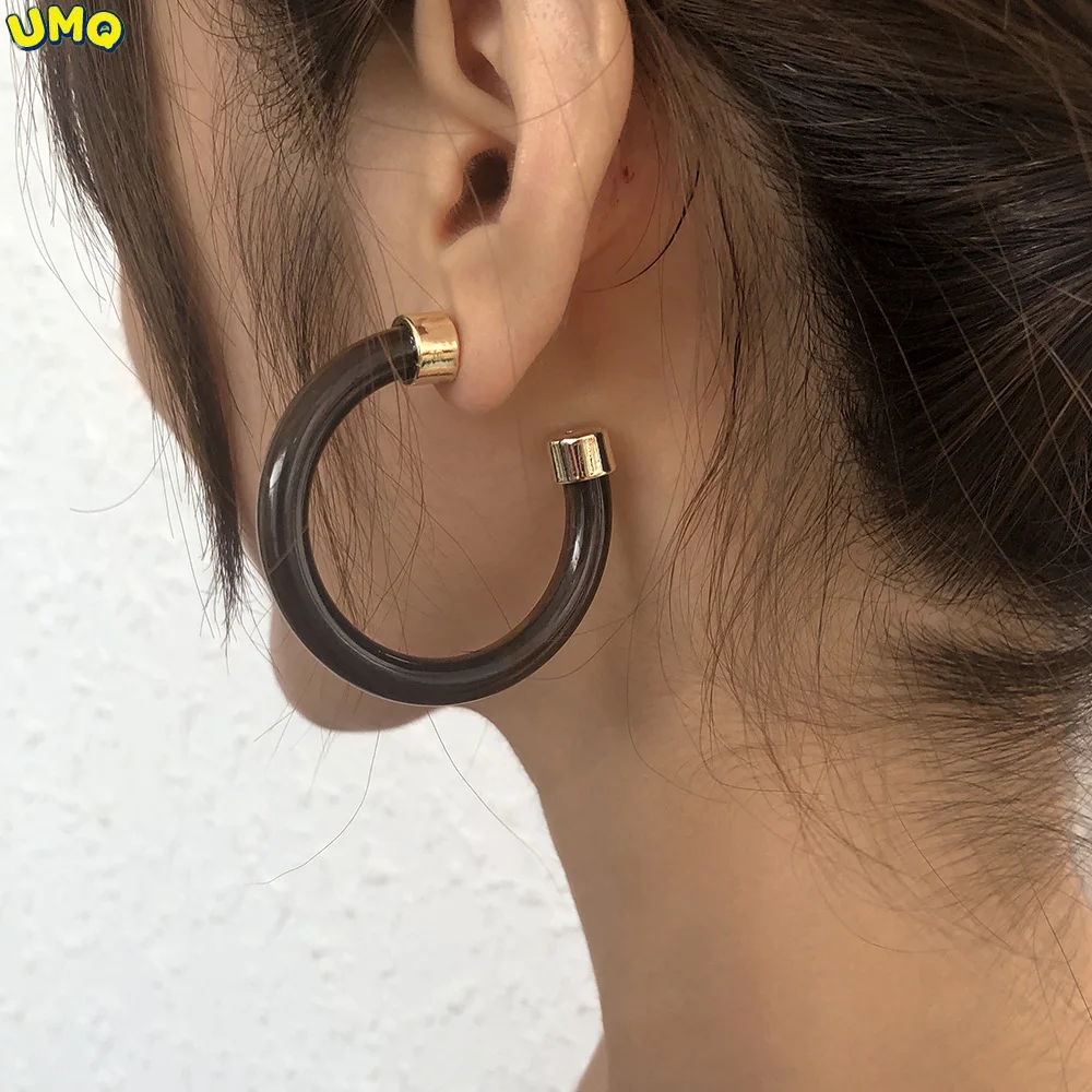

e10087 Simple Niche Geometric Earrings C-type Solid Color Design Sense Earrings Resin Exaggerated Candy Earrings gifts for Women