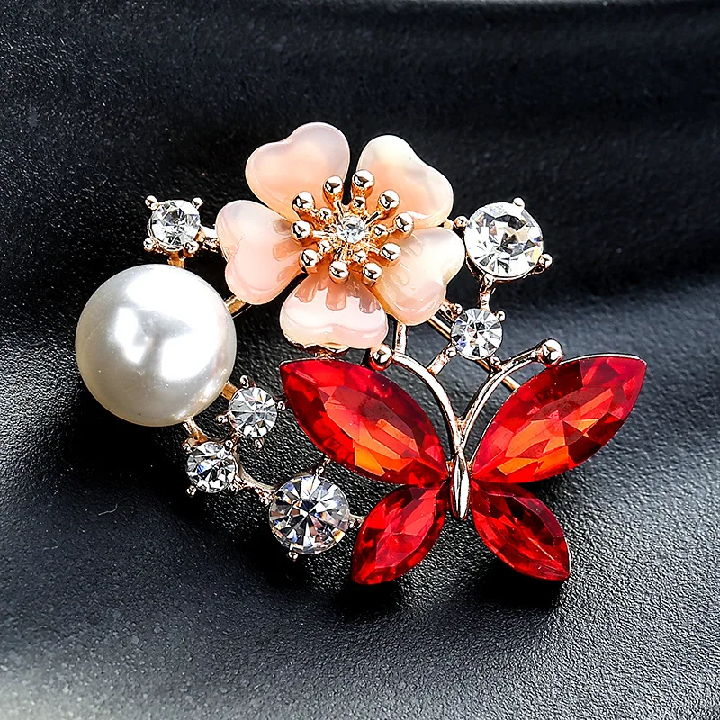 

Exquisite Crystal Butterfly Shell Flower Brooch Women Pearl Brooches Pins Vintage Suit Accessories Clothing Corsage Accessories