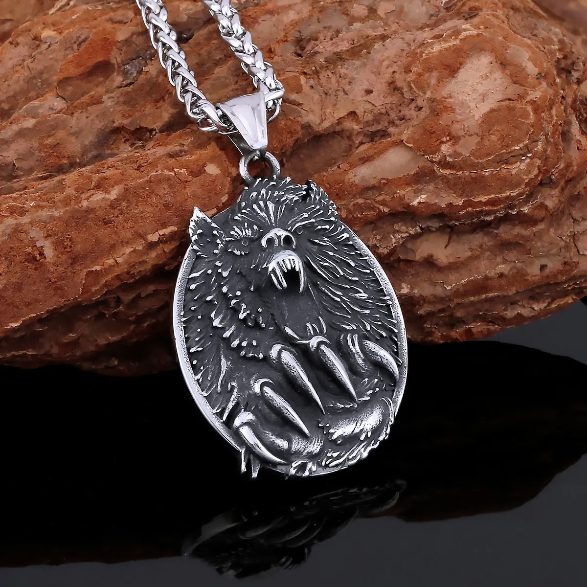 

316L Stainless Steel Animal Viking Necklace Nordic Men's Wolf Claw Pendant Fashion Jewelry Gift for Boyfriend and Girlfriend