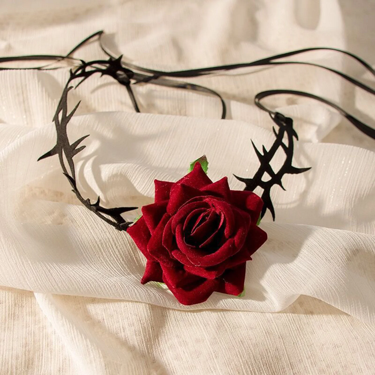 Красное бархатное ожерелье KAIGOTOQIGO