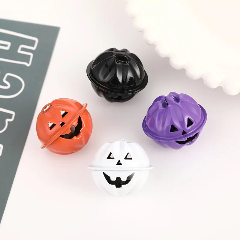 

3cm 10Pcs Halloween Bell Iron Pumpkin Bells for Halloween Home Decorations Pet Hanging Pendants Kids Horror Gifts Supplies