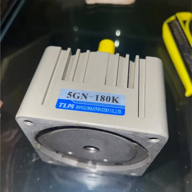 M520-402 Мотор-редуктор 5GN-3K 5K 7.5K 10K 12.5K 15K 18K 20K 25K 30K 40K 50K 60K 75K 100K 120K 150K 180K