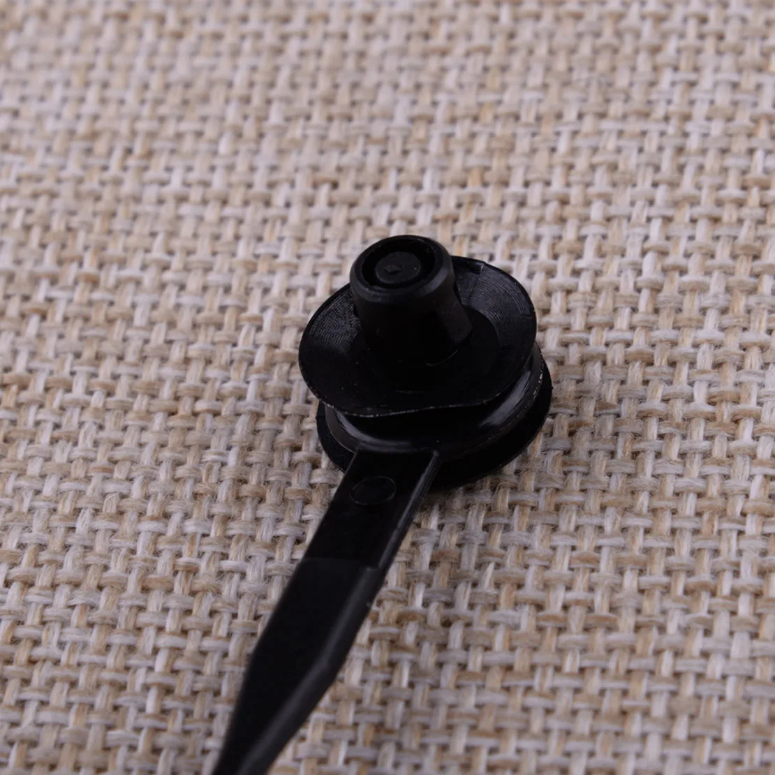 Крышка для топливного бака с 2 ключами подходящая Buick Century lesabrrainier Regal Cadillac DeVille