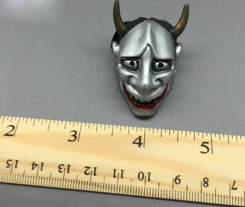 

1/6 Scale Female and Male Silver Gray Mask Model for 12" Body Action Figure