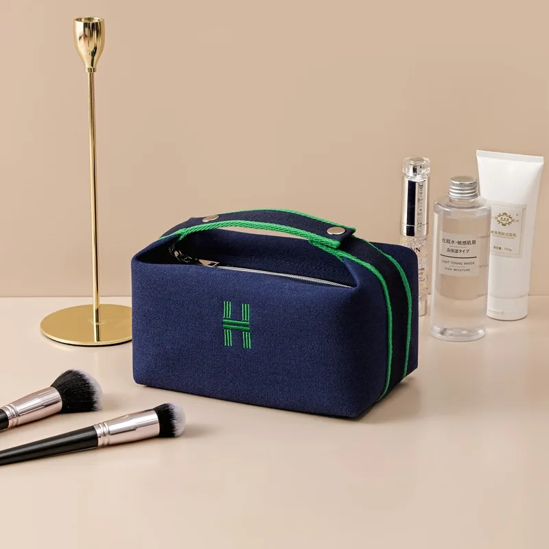 

Solid Color Letter Cosmetic Storage Bag Ladies Waterproof Zip Makeup Handbags Outdoor Wash Toiletries Eyebrow Pencil Organizer