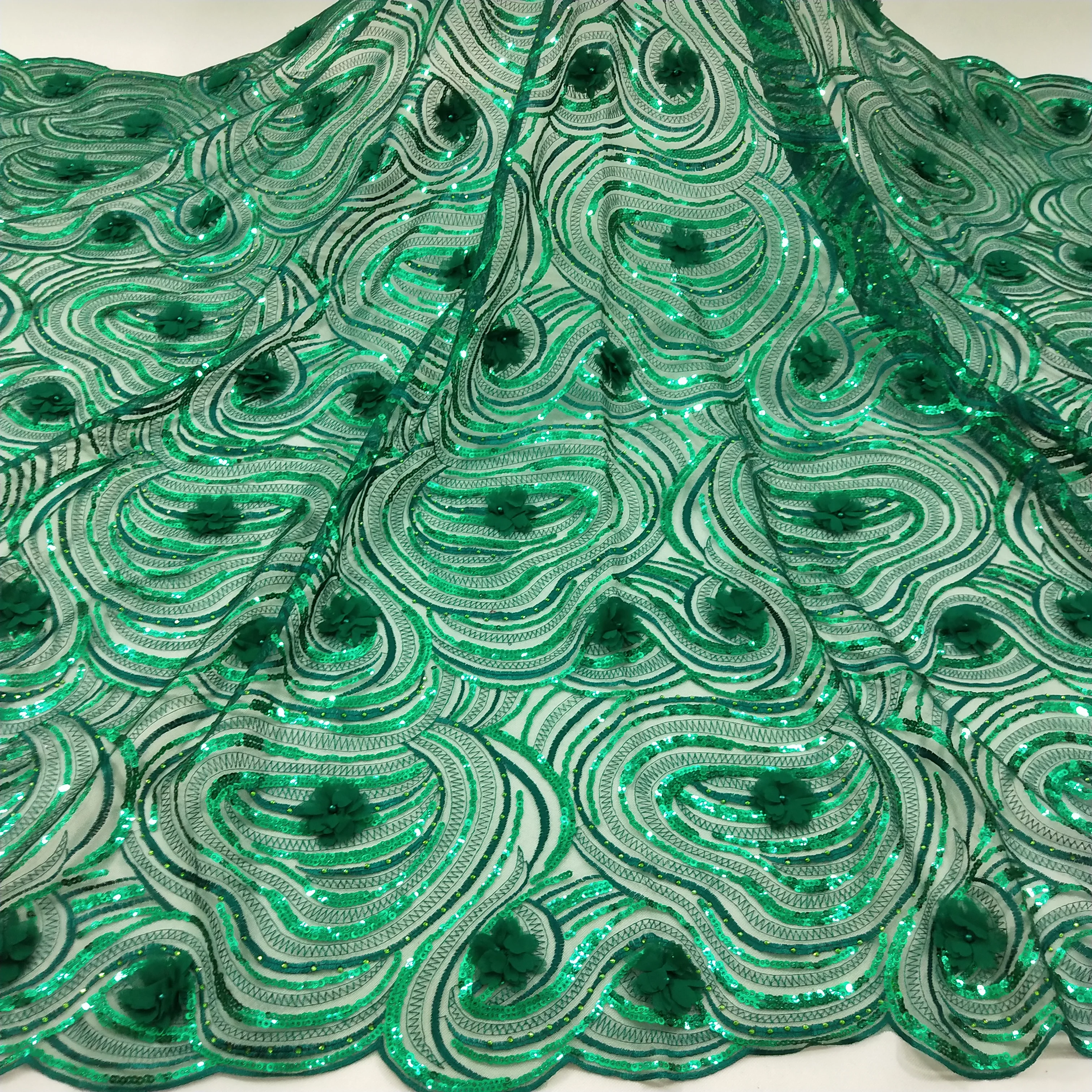 

Sequins Lace Fabric French Lace Fabric High Quality African Nigerian Double Embroidered Tulle Lace Fabric Sequins