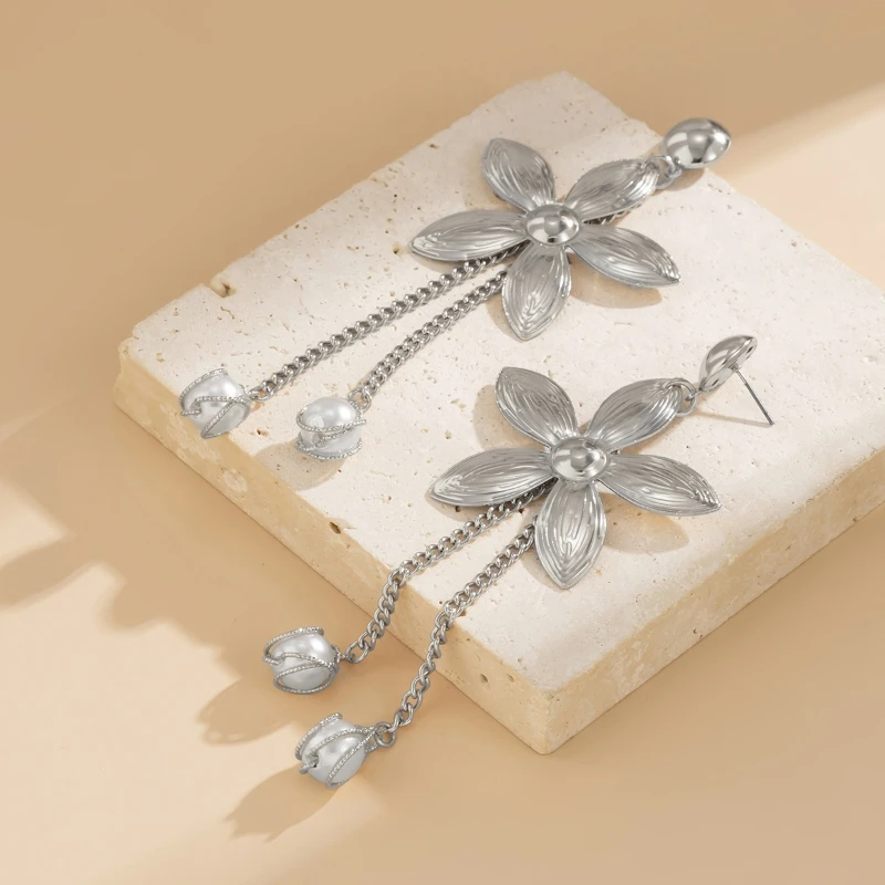 

Trendy Jewelry Big Metal Flower Earrings For Women Accessories Popular Style Golden Silvery Plated Dangle Drop Earrings Gifts