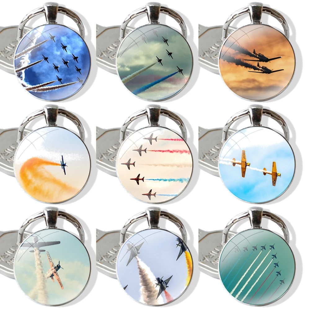 

Брелок для ключей с подвеской в виде самолета