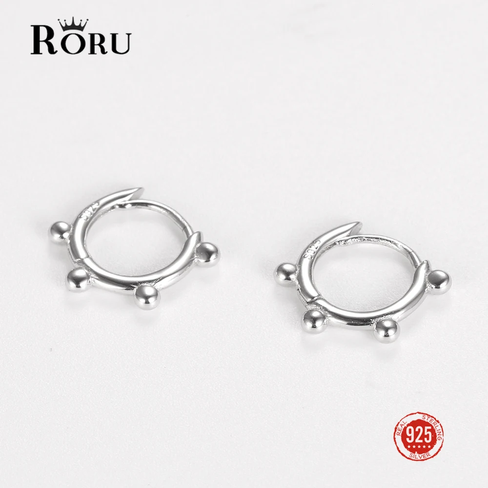 

RORU 2022 New Design S925 Geometric Round Chunky Hoop Earrings for Women Creative Ear Buckle Piercing Gold Huggies Gift