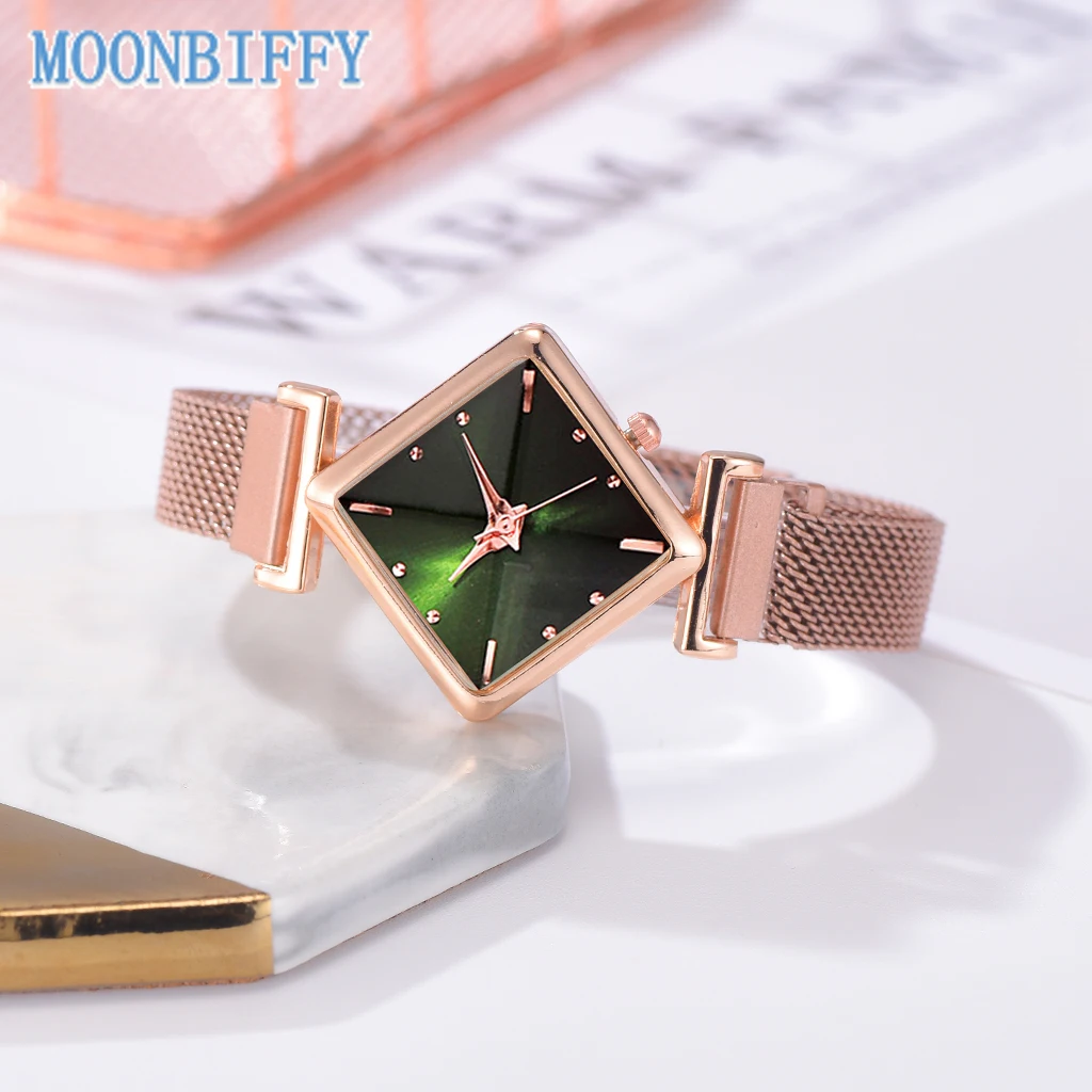 

Personality Diamond Women Watch Luxury Square Gold Strap Ladies Quartz Watches Magnet Buckle Watches Relogio Feminino Gift Clock