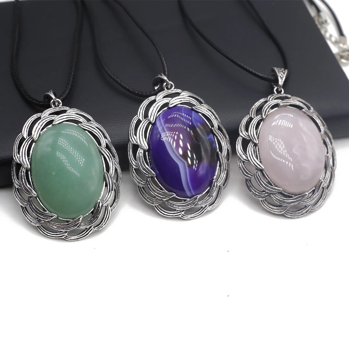

Natural Stone Agates Pendant Necklace Oval Shape Antique Silver Alloy Lapis lazuli Opal for Retro Necklace Jewelry Party Gifts