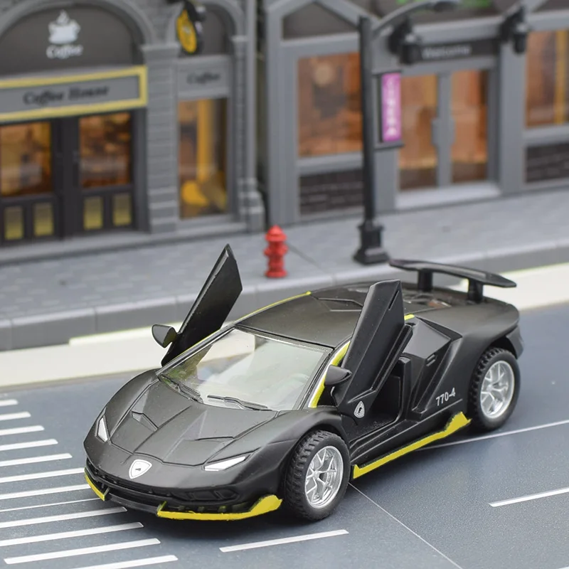 Детская мини-модель автомобиля из сплава имитация с открывающейся дверью