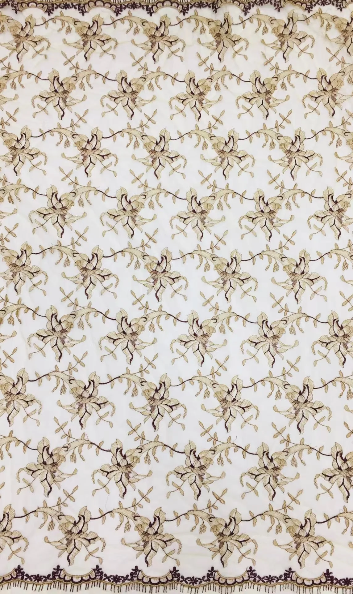 

New products are on the shelves of literary and beautiful abstract maple leaf pattern embroidery lace