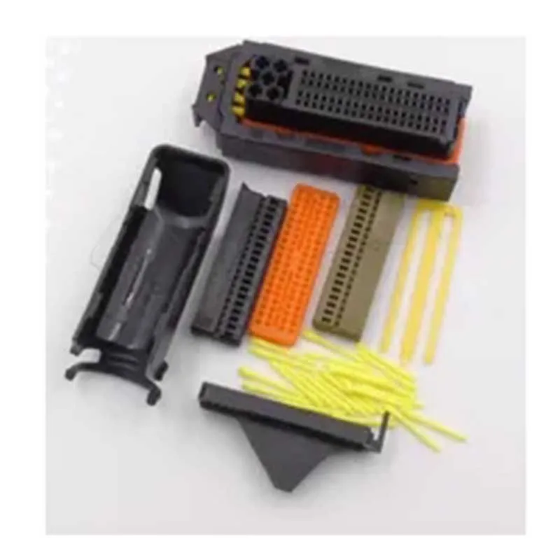 

Connectors 623761-1 housings 81 pin plug-in original part