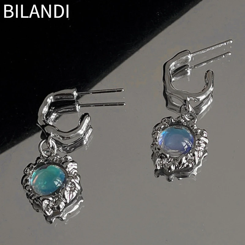 

Bilandi Modern Jewelry 925 Silver Needle Resin Drop Earrings Cool Puck Style Metallic Silver Plated Circle Earrings For Women