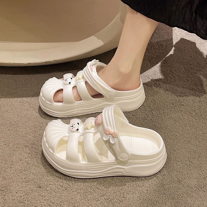 Women Slippers Cartoon Hole Shoes Girl Non-slip Garden Beach Shoes Lady Outdoor Bathroom Sandals Female Flip Flops Woman Slides