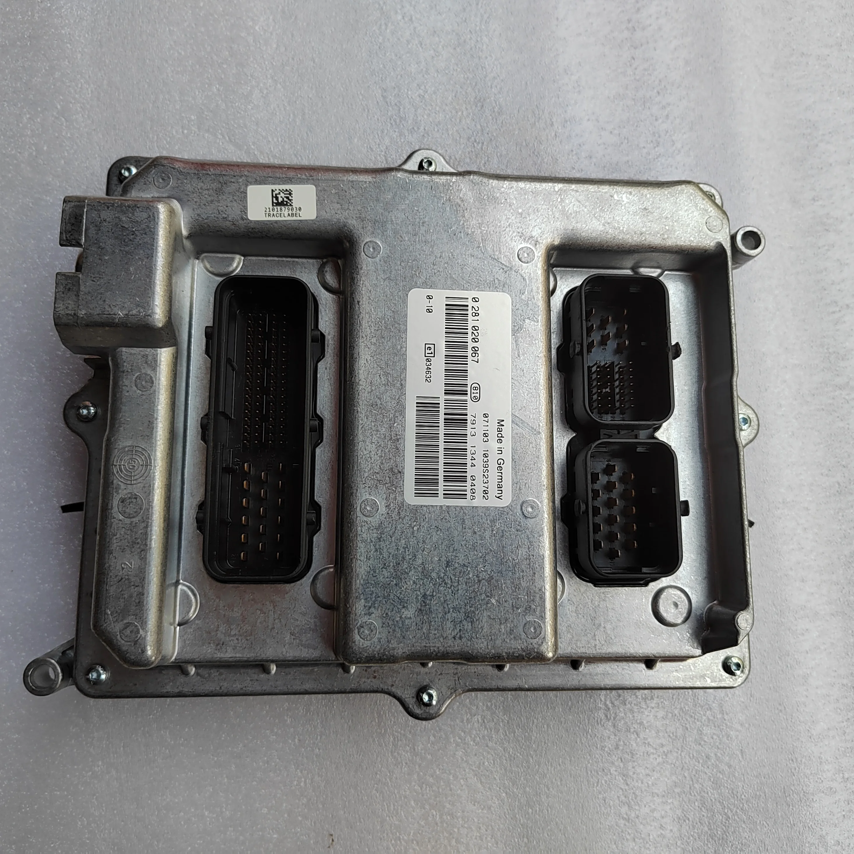 Электронная модель управления двигателем горячая Распродажа Truck ECU 0281020067 по