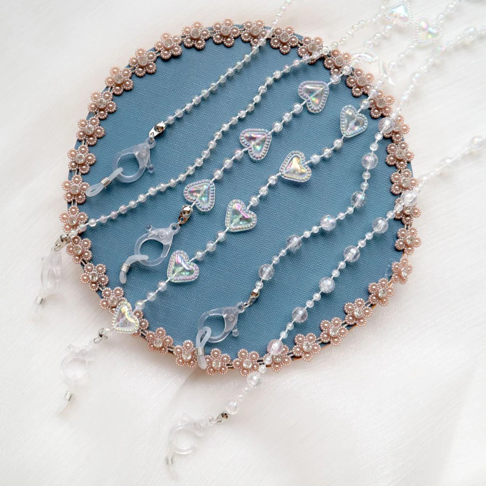 

Women Fashion Beaded Heart Eyeglass Chain Eyeglass Sunglasses Reading Acrylic Glasses Chain Eyewears Cord Holder Jewelry