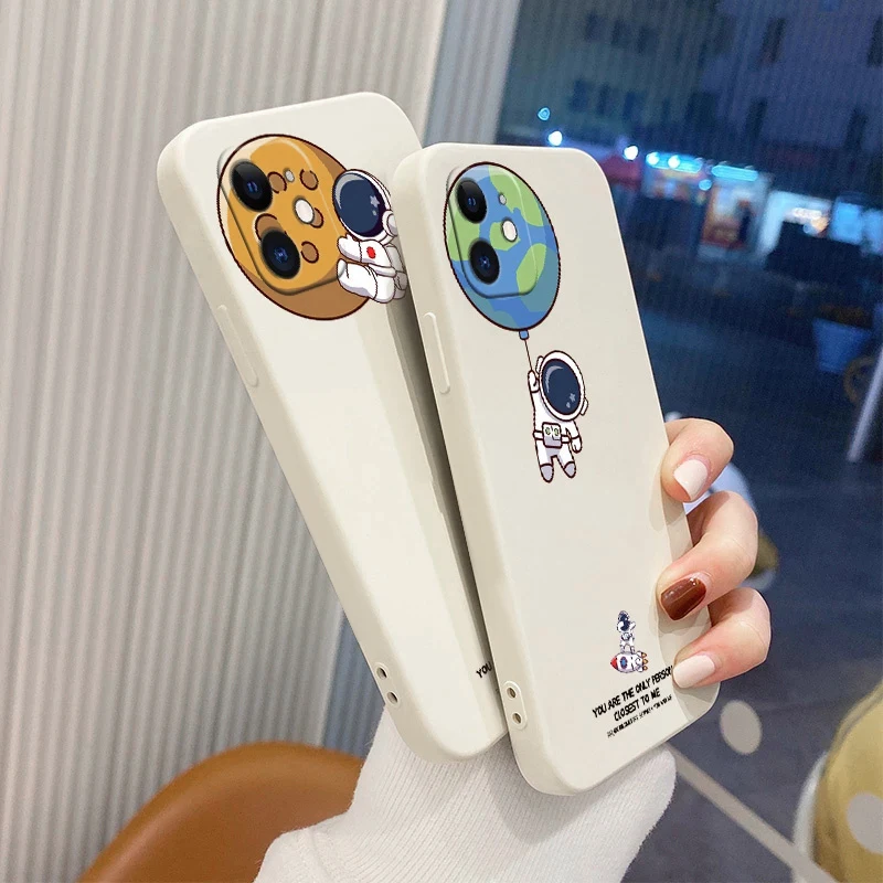

Astronaut Cute Cartoon Phone Case iPhone 13 12 11 Pro MAX 6 6S 7 8 Plus 13 12 Mini X XR XS MAX Lens Protective Funda Coque TPU