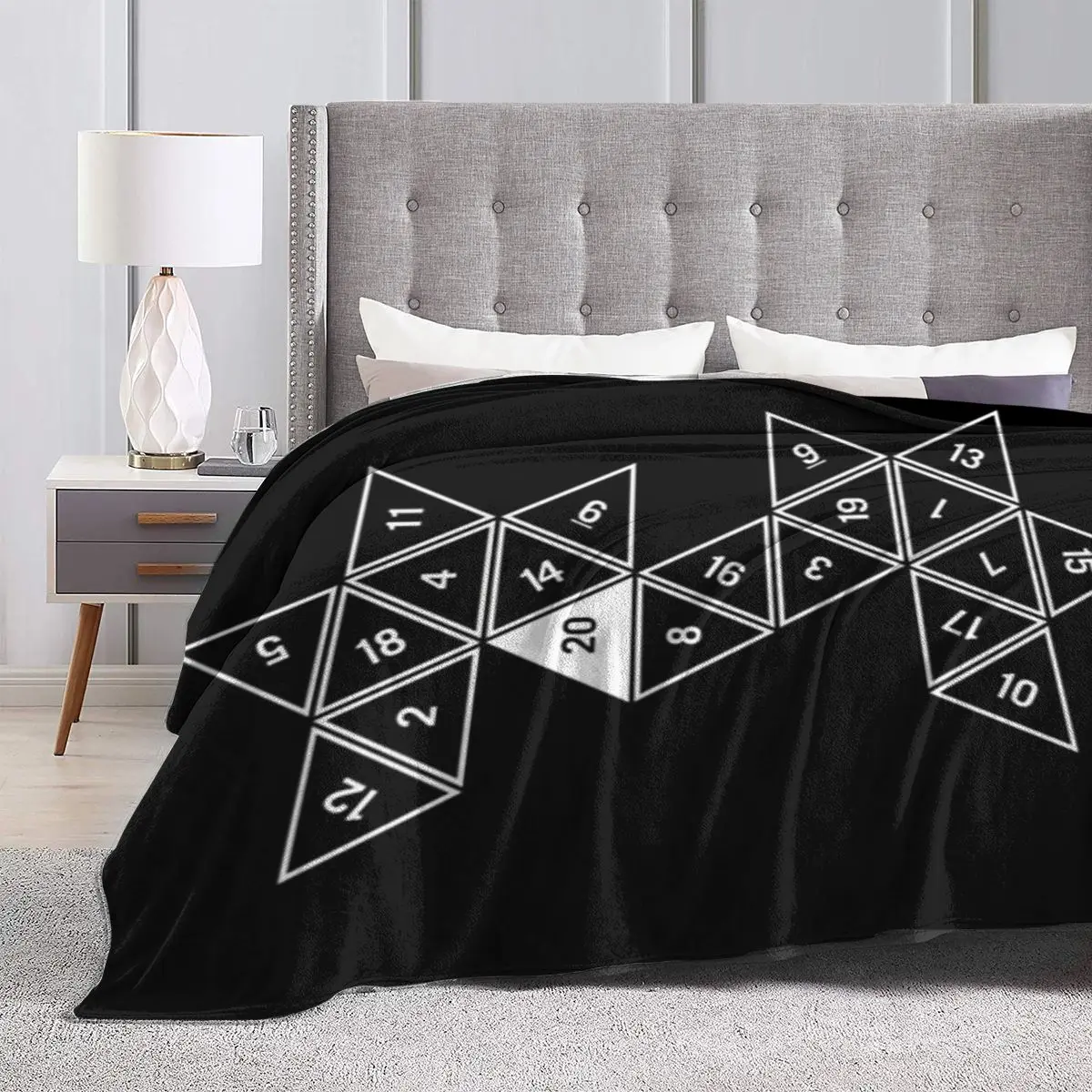 Развернутый D20 — ультрамягкое одеяло из микрофлиса