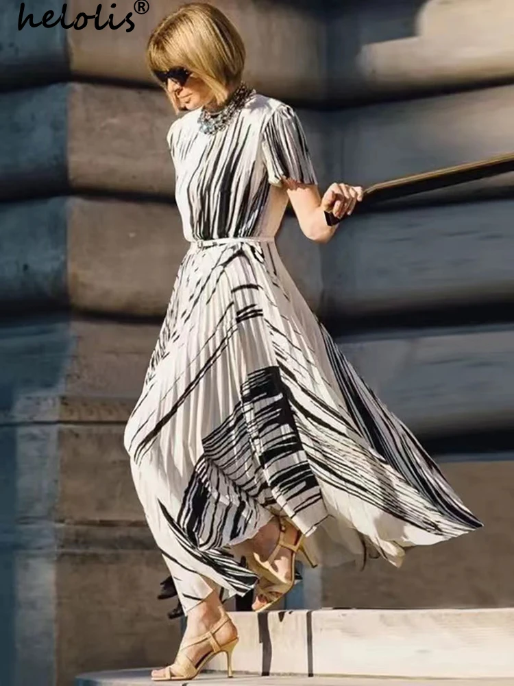 

Женское платье в полоску, с круглым вырезом и коротким рукавом