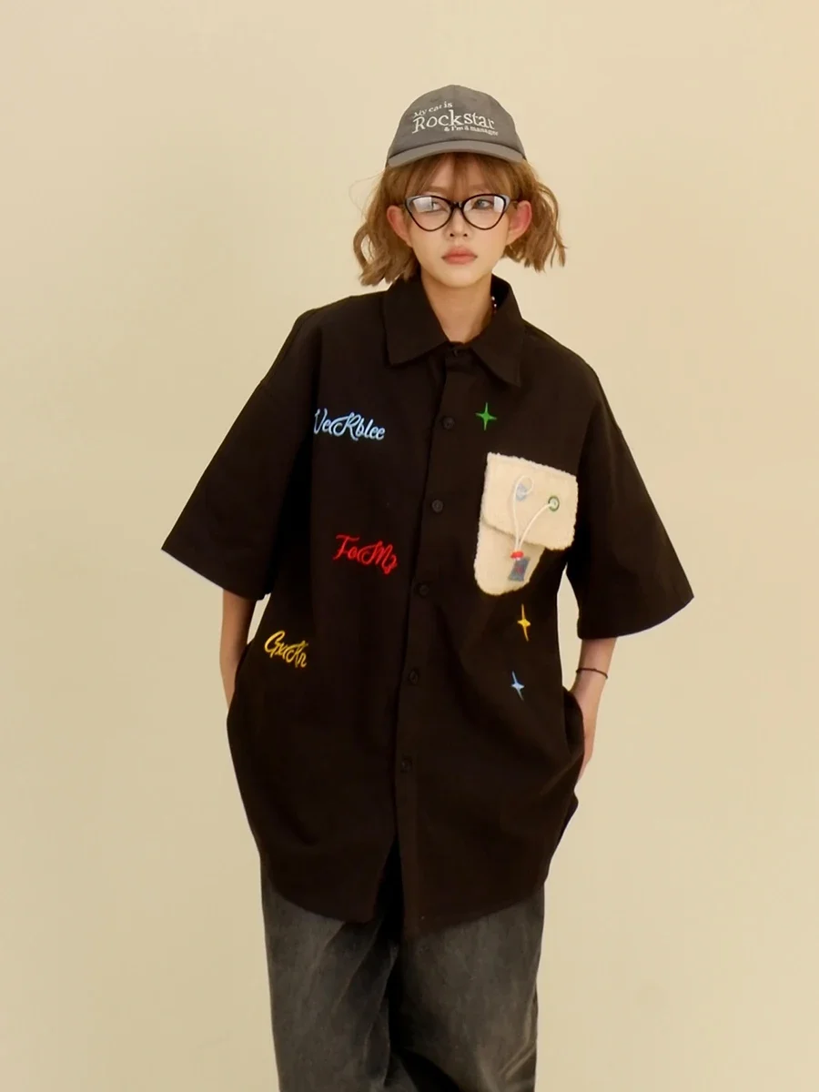 Рубашка с коротким рукавом и карманами в стиле бойфренд