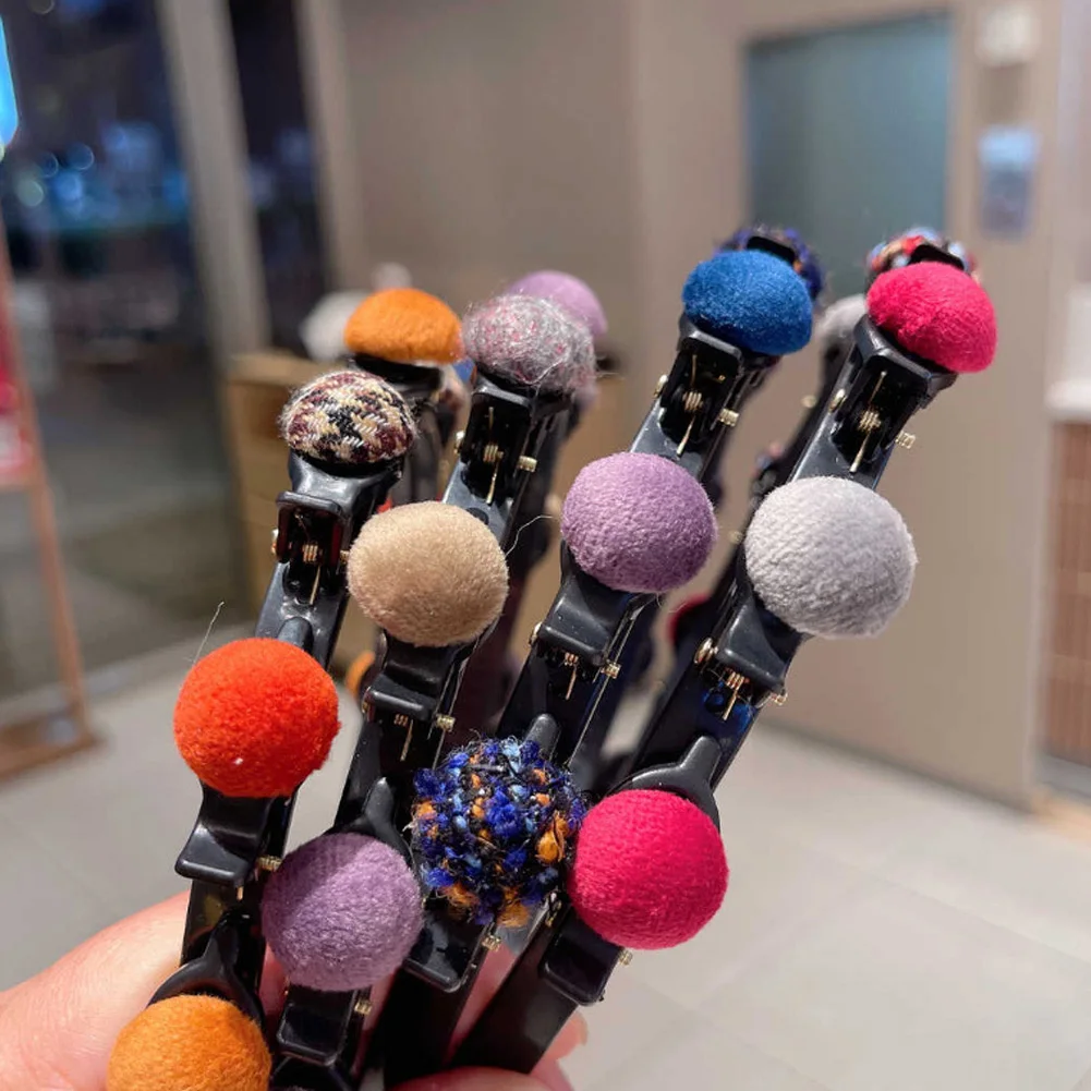 

Женская заколка для волос с двойной кнопкой