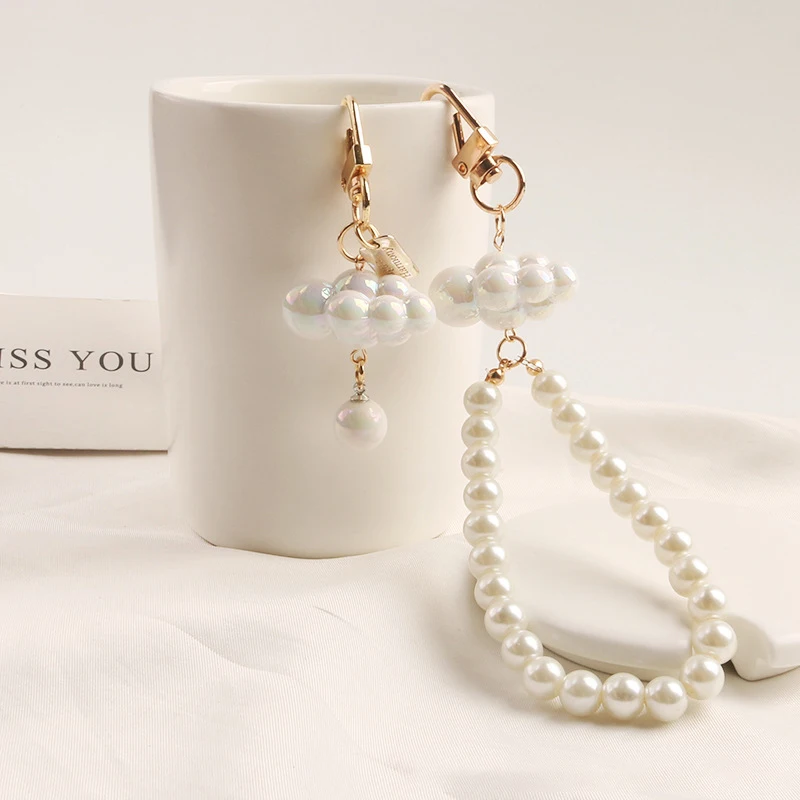 

Pearl Cloud Beaded Chain Earphone Sleeve Bag Car Key Chain Pendant