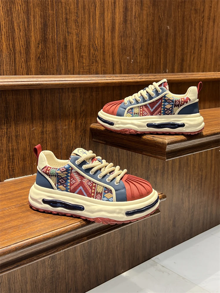 Повседневные кроссовки с растворенной подошвой. Мужские осенне-зимние белые