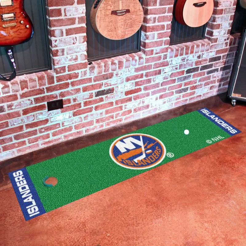 

with Attachable Flag & Ball Return &Marker Fresh New York Islanders 18"x72" Putting Green Mat with Attachable Flag, Ball Return