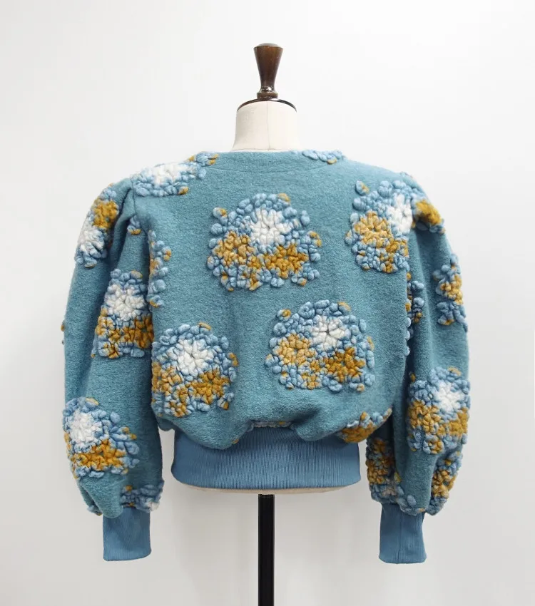 2022 Winter Fashion Women's Round Neck Retro Three-dimensional Flower Single-breasted Lantern Sleeve Waist Short Coat