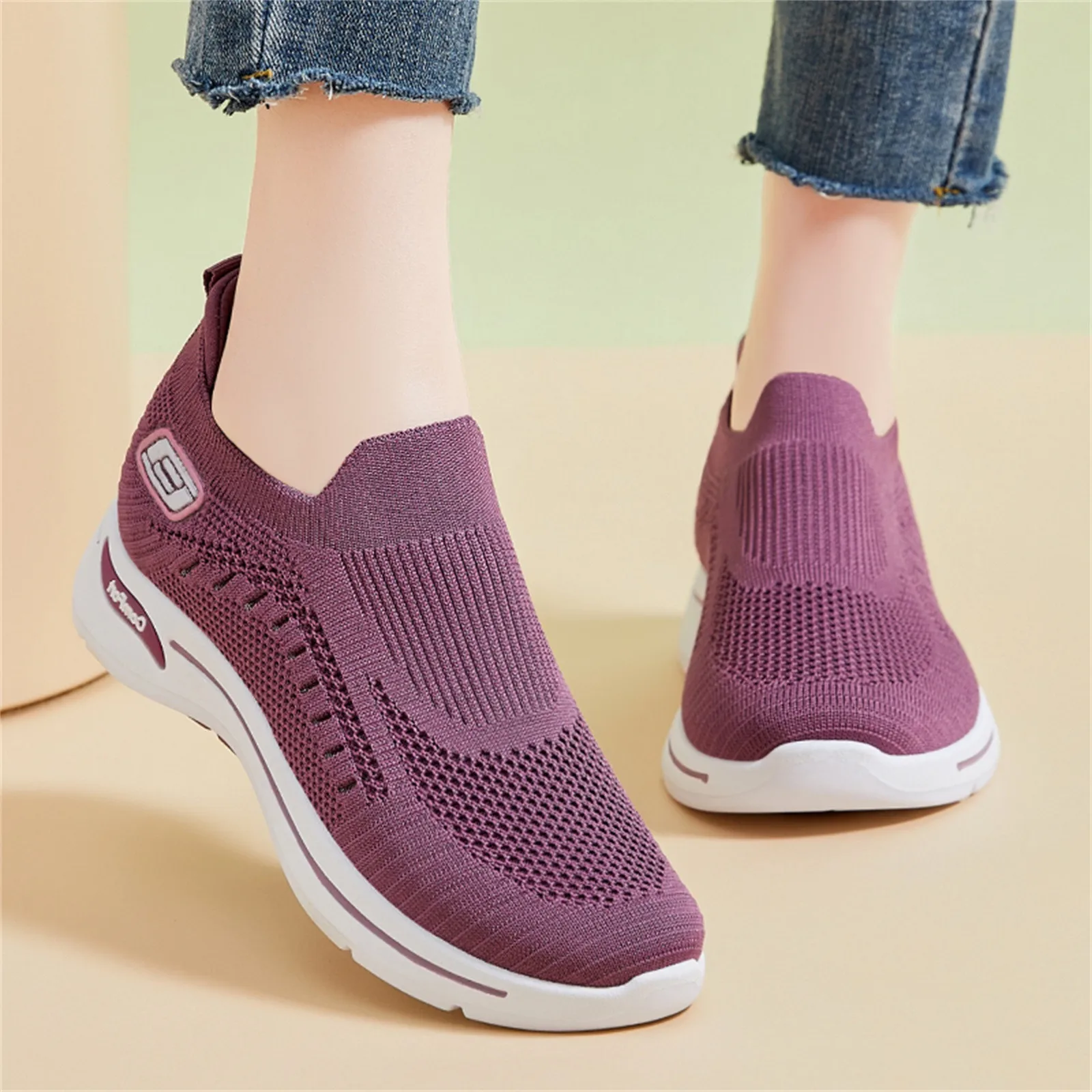

Fashion Women Running Flats Breathable Casual Outdoor Light Weight Sports Shoes Walking Sneakers Spring Fashion Vulcanized Shoes