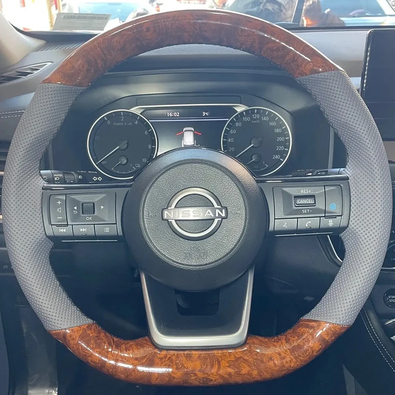 

100% подходит для Nissan Qashqai J11 J10 Leaf X Trail Tiida Kicks Versa Ju 2023 2024, прошитый вручную замшевый чехол на руль автомобиля