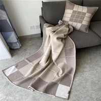 summer blanket h logo brand cashmere fleece knitted summer quilt bedspread home nap throw blanket for sofa wool custom blankets