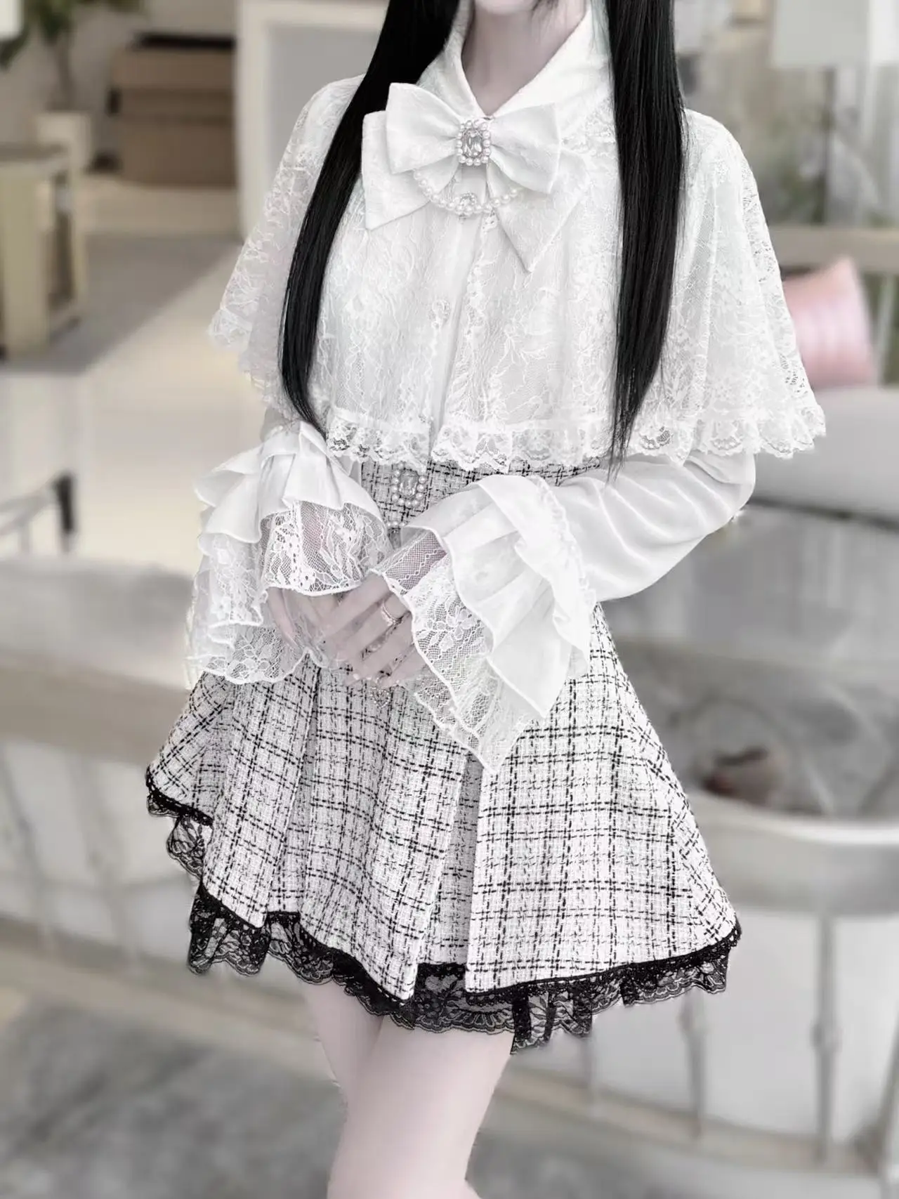 Новинка 2024 года весенняя накидка с жемчужным бантом и кружевными рукавами