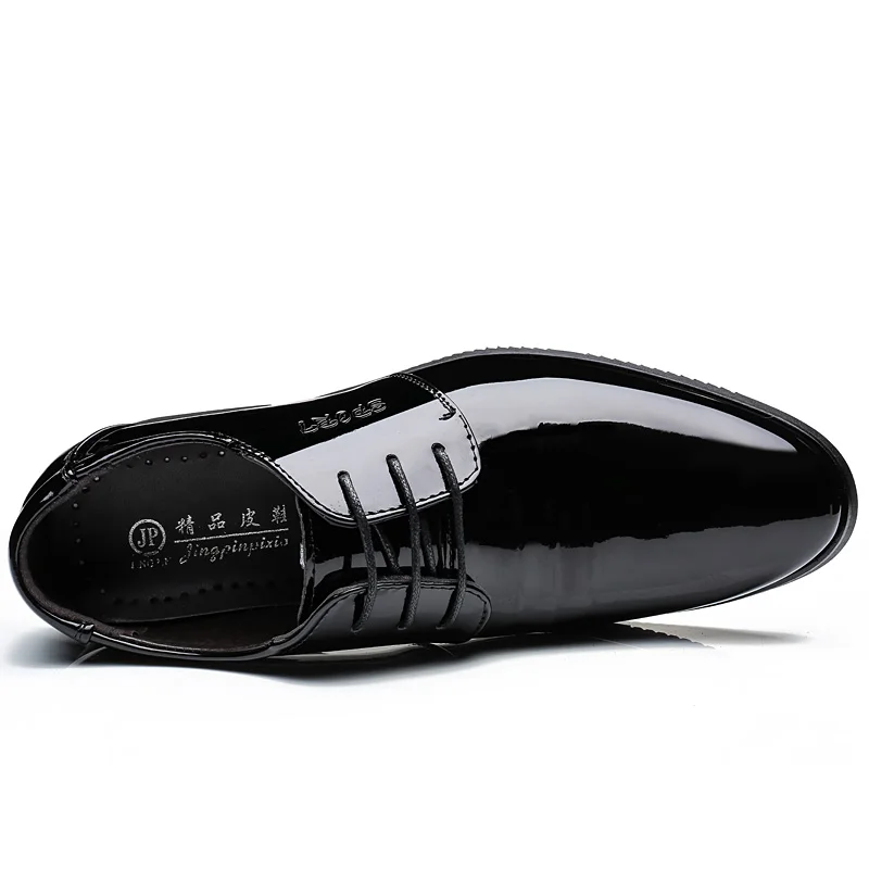 2025 Новые мужские туфли для костюма качественные вечерние из лакированной кожи