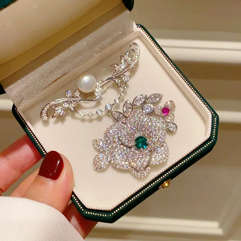 CC булавки для свитера броши с натуральным жемчугом обратной воды форма камелии