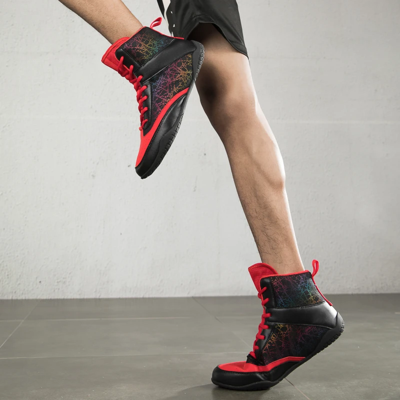 2022 New Professional Boxing Shoes Women and Men Wrestling Shoes Lightweight Comfortable Sneakers Size 35-46 Boxing Boots Men