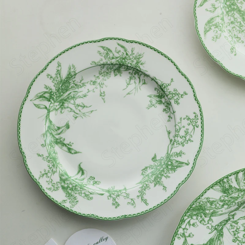 

Assiette en Ceramique Peinte Moderne Europeenne, Vaisselle De The De l 'apres-Midi, Decoration Classique En Jade, lys vert de la