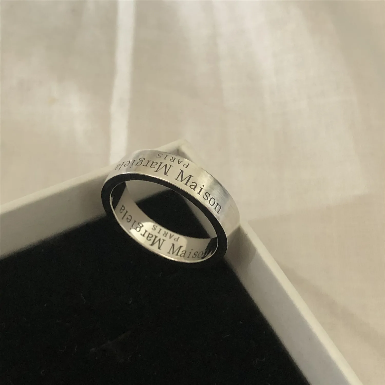 

Margiela Style 20FW Margiela Letter Reversed LOGO Ring 925 Silver Couple Ring Premium Jewelry