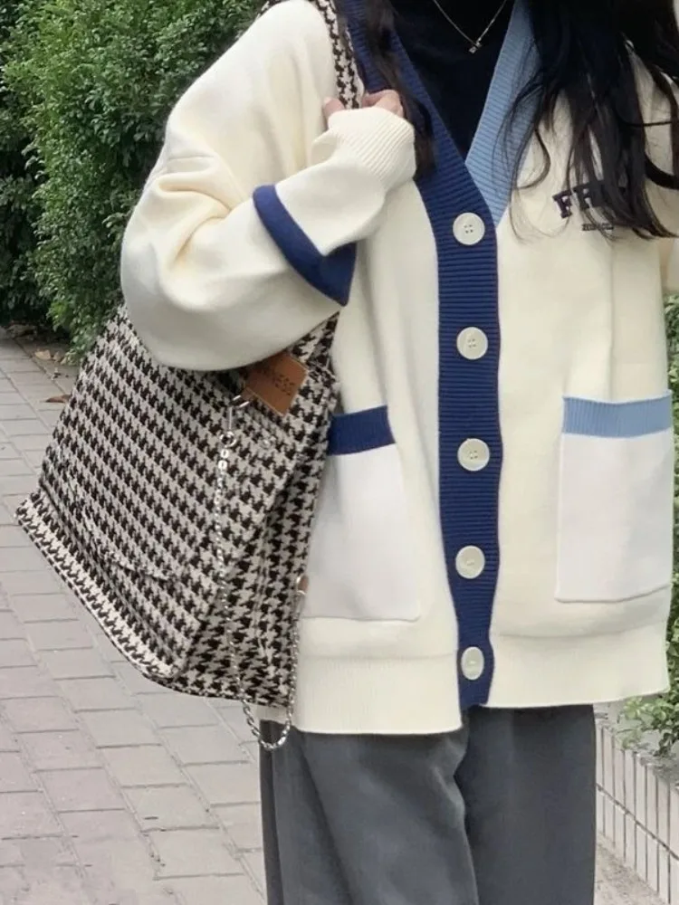 

Hikigawa 2023 Spring All Match Cardigan Contrast Color Sweet V Neck Knitted Cardigan Chic Fashion Letter Print Women Jumpers
