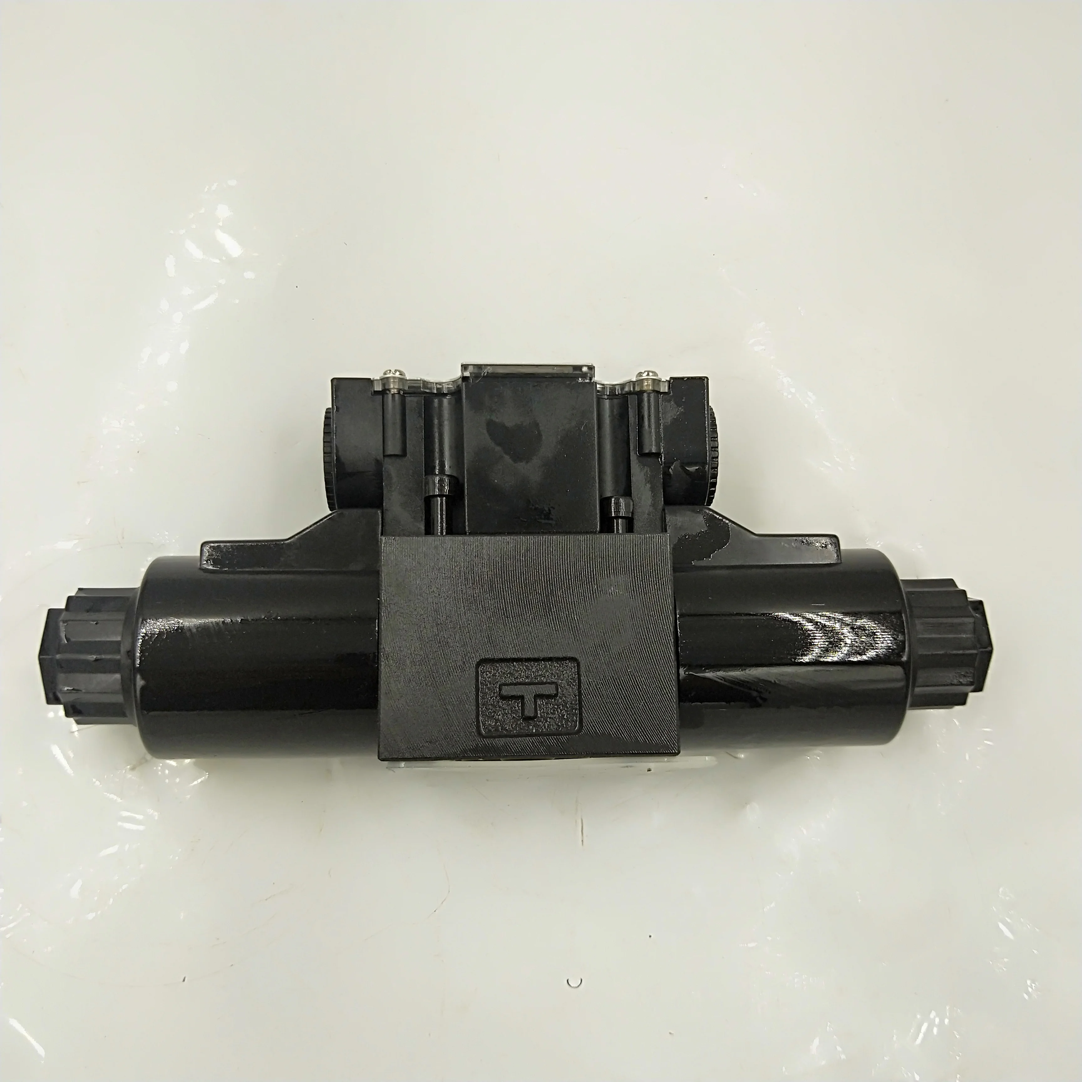 Вращающийся гидравлический клапан серии DHRZO-P5-012/25 21 пропорциональный рельеф Va-lve