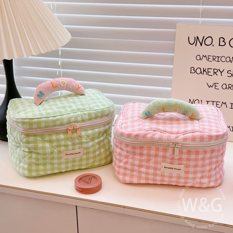 

Lattice Cosmetics Storage Bag Ins Travel Wash Bag Portable Tote Bag Large-capacity Skin Care Bag Candy Color Makeup Organizer