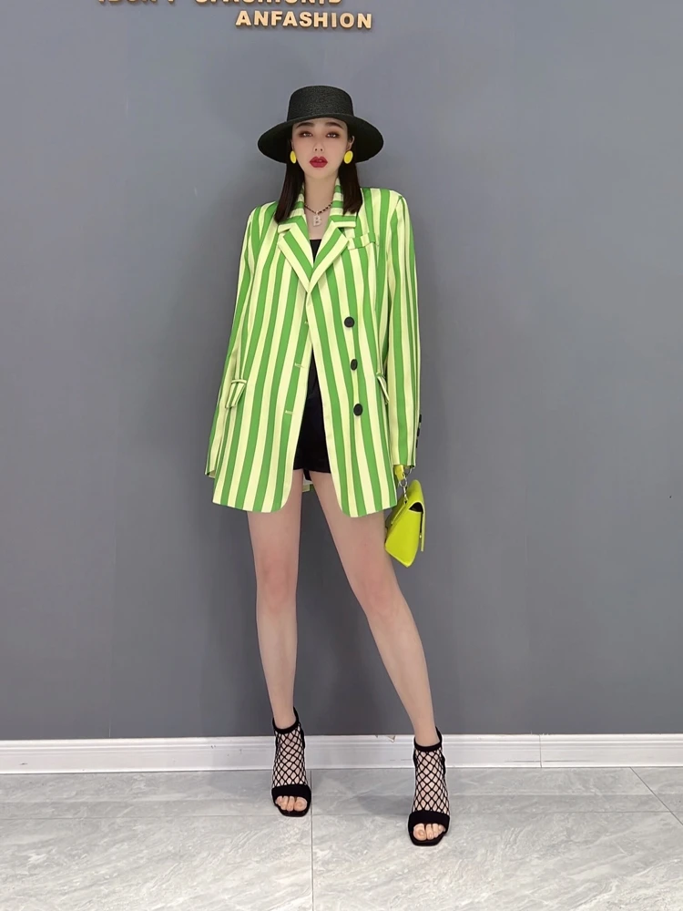

Spring of 2023 the new women's suit jacket stripe leisure loose big yards coat for women veste blazer femmr blazer feminino
