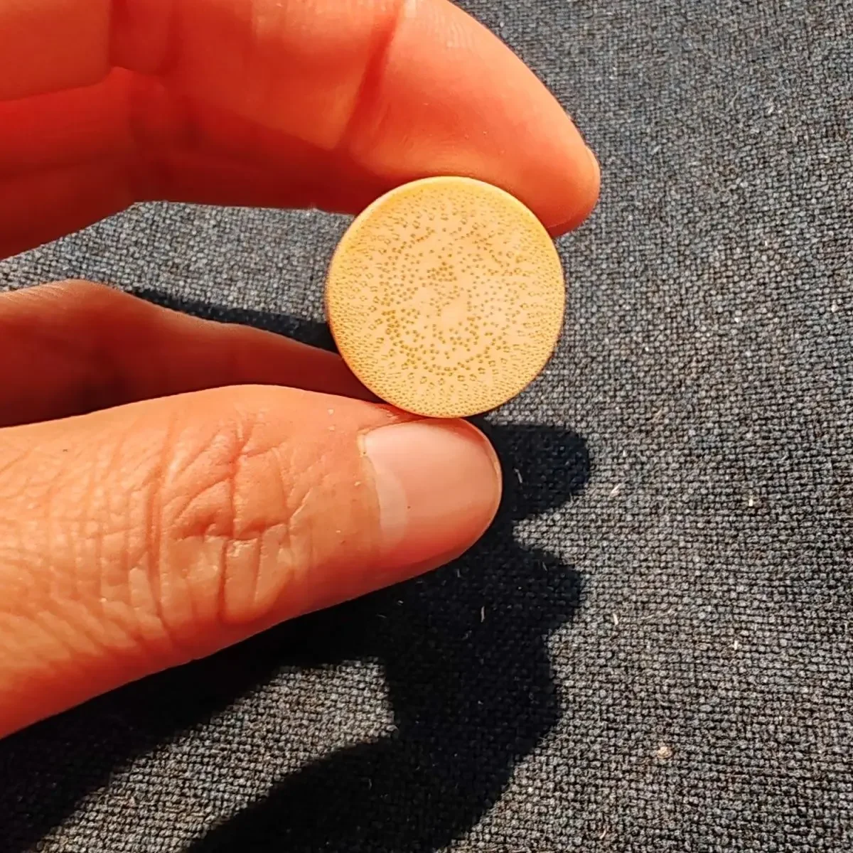 Тао Te Ching твердый полигонат запах Золотой гравировка круглая ручка мини Милая